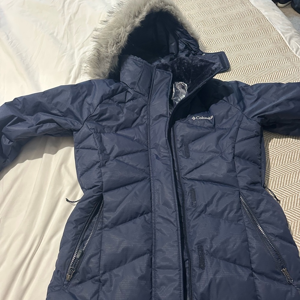 Columbia Omni Heat Navy Puffer Ski Jacket with detachable Faux Fur Hood. Sz S.